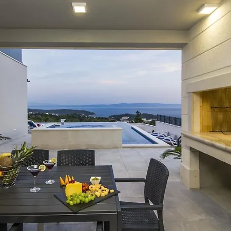 Villa Ctma225/ Holiday House With Heated Private Pool Makarska