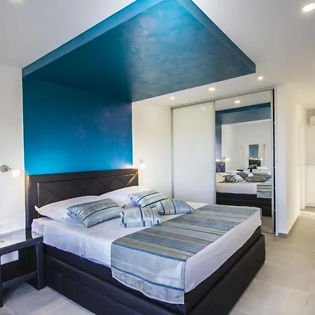 Ctma225/ Holiday House With Heated Private Pool * Makarska