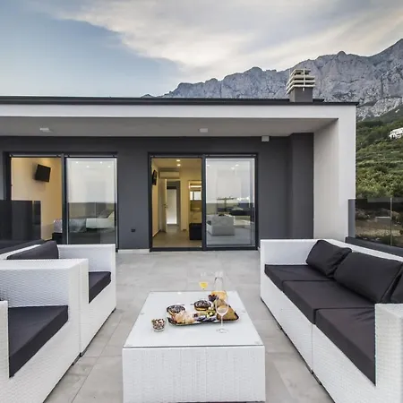 Villa Ctma225/ Holiday House With Heated Private Pool *