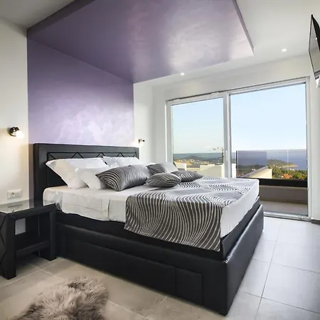 Ctma225/ Holiday House With Heated Private Pool * Makarska